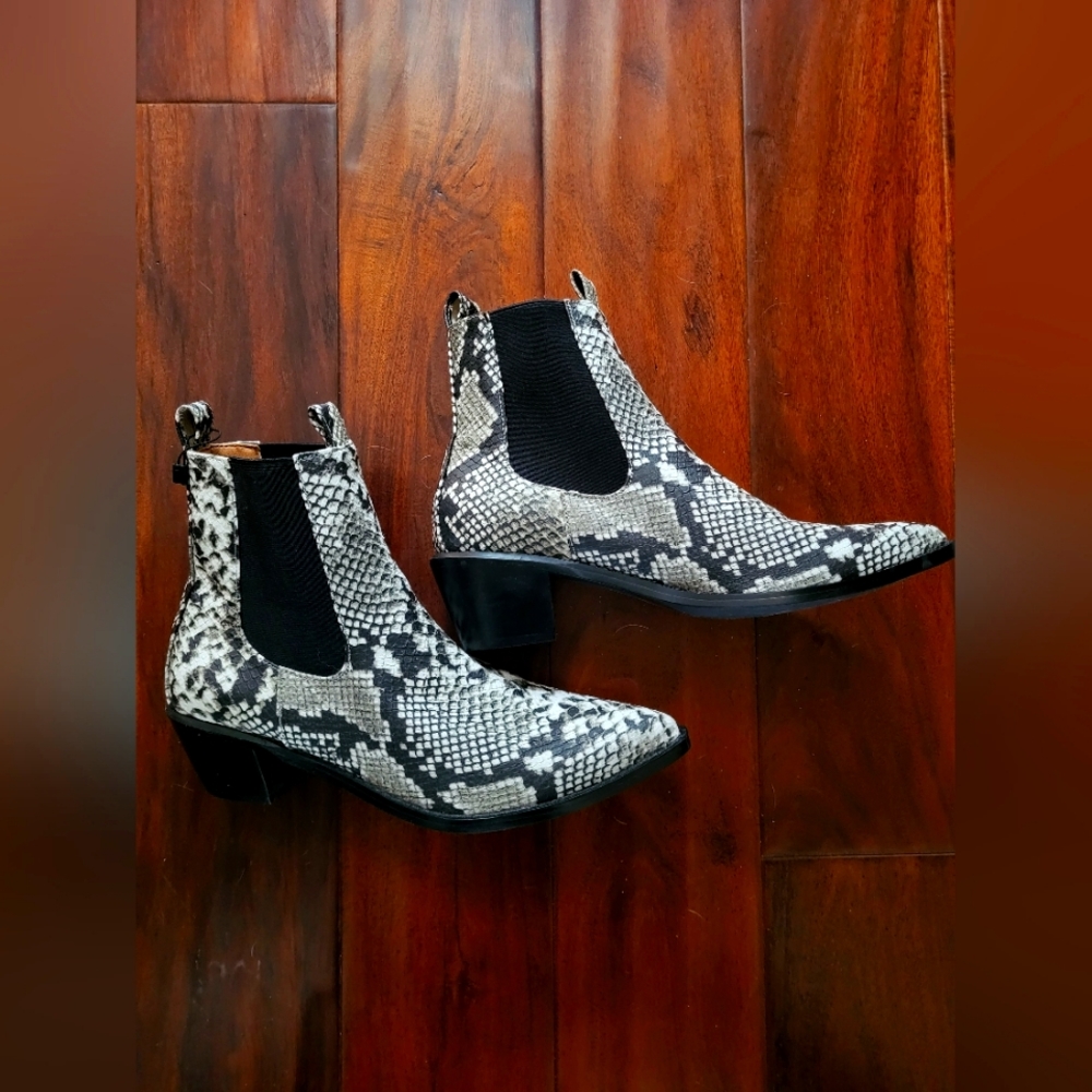 Straight To Hell Boots